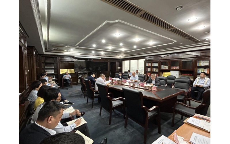 海南联合党委理论中心组（扩大）学习会议预热启动主题教育工作